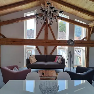 ferienwohnungen-im-lftlmalereck-hennalahaus.com-bavaria.com/